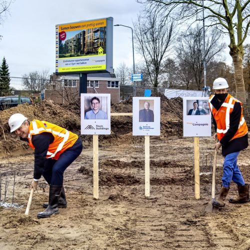 Starthandeling uniek houten woongebouw in Monnickendam