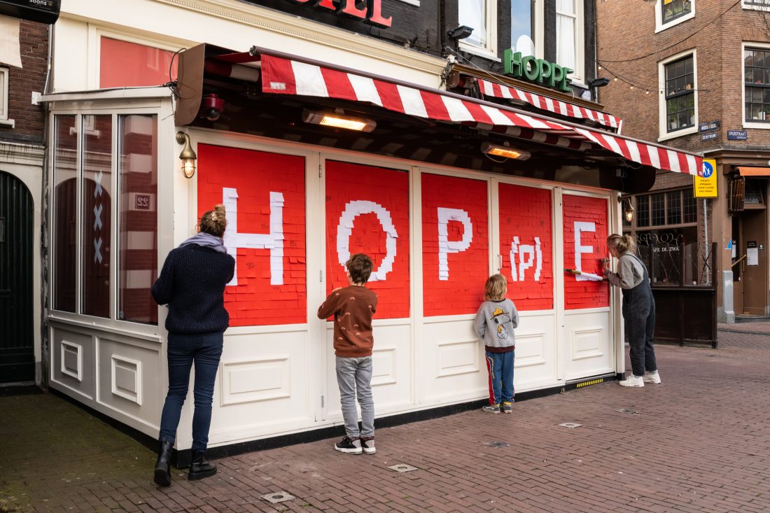 Er gloort 'Hope' bij Café Hoppe