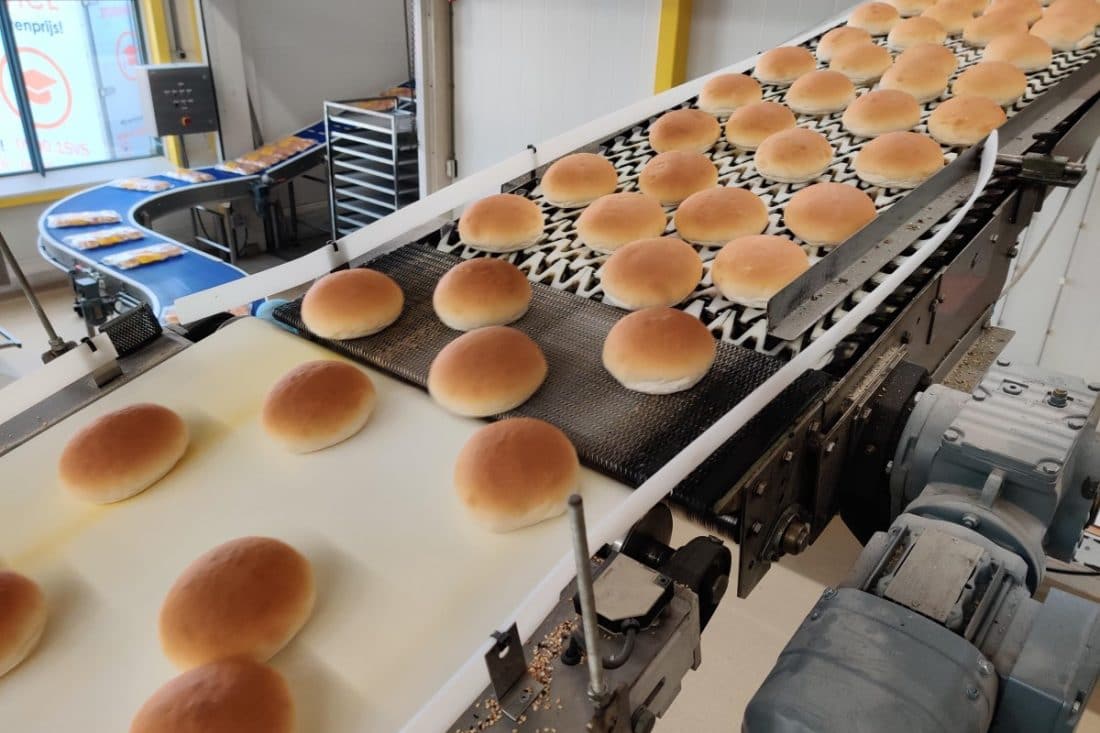 Bakkerij Amstelveld gebruikt AI van Pegamento voor controle op kwaliteit brood
