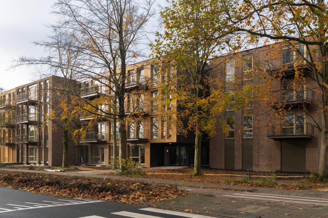 Houten woongebouw M'DAM Monnickendam in zeven maanden gerealiseerd