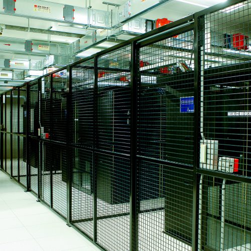 Datacenter met twee voeten in de klei