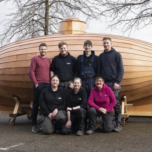 Studenten bouwen houten onderzeeboot voor tv-programma Jekels Jacht