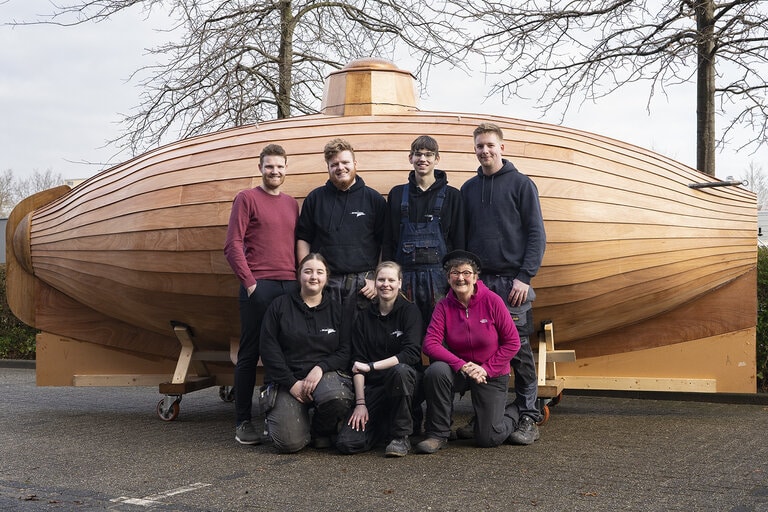 Studenten bouwen houten onderzeeboot voor tv-programma Jekels Jacht