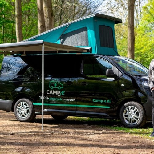 Jonge ondernemer (20) lanceert 100% elektrisch camperverhuur bedrijf