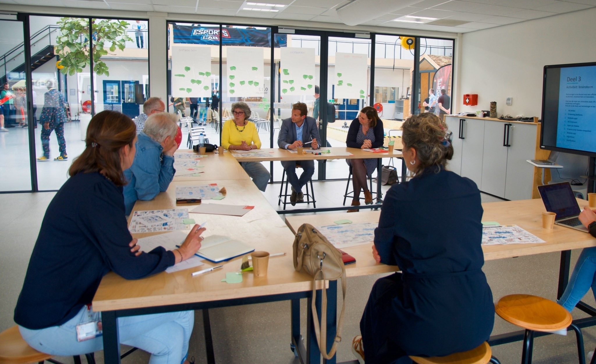 Inzichten topdialoog ‘Het Schoolgebouw van de Toekomst’ over innovatie & technologie