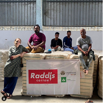 Nederlandse start-up Raddis® presenteert tijdens Circular Textile Days eerste vier partners waarmee zij systeemverandering in textiel- en mode-industrie wil gaan realiseren 