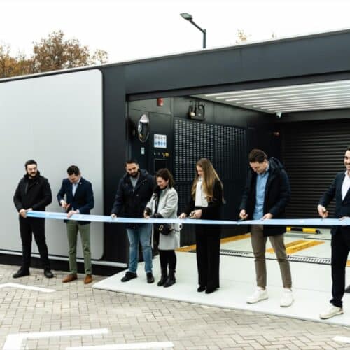 NIO opent eerste Power Swap Station in Nederland