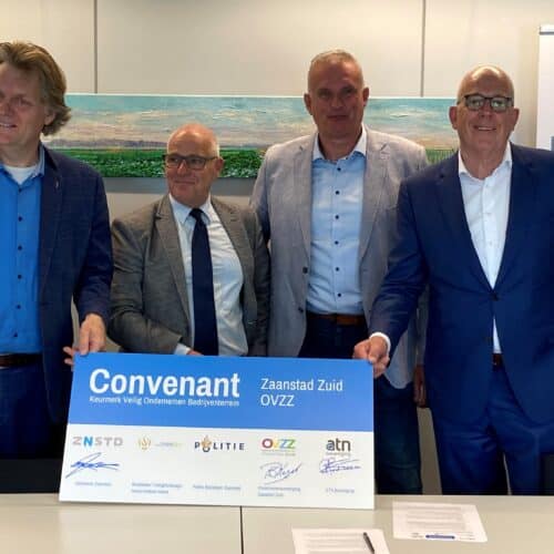 Handtekening onder nieuw convenant voor veiligheid en samenwerking bedrijventerreinen Zaanstad Zuid