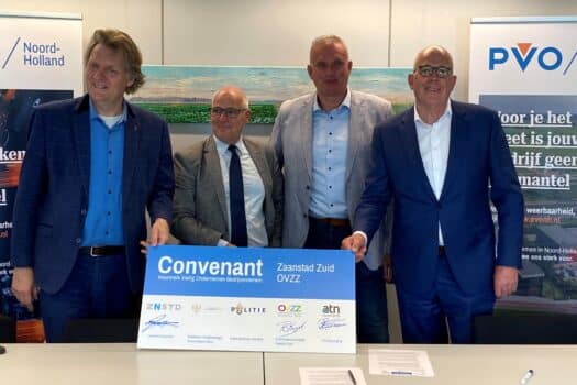 Handtekening onder nieuw convenant voor veiligheid en samenwerking bedrijventerreinen Zaanstad Zuid