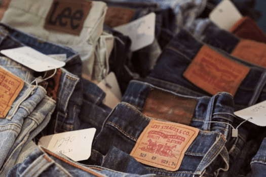 Fast vintage denim fashion kopen én levens redden Platform voor vintage denim BOAS doneert 90% van de winst aan goed doel