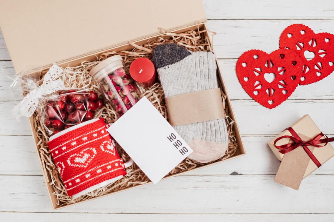 Een op drie werknemers wil kerstpakket doneren