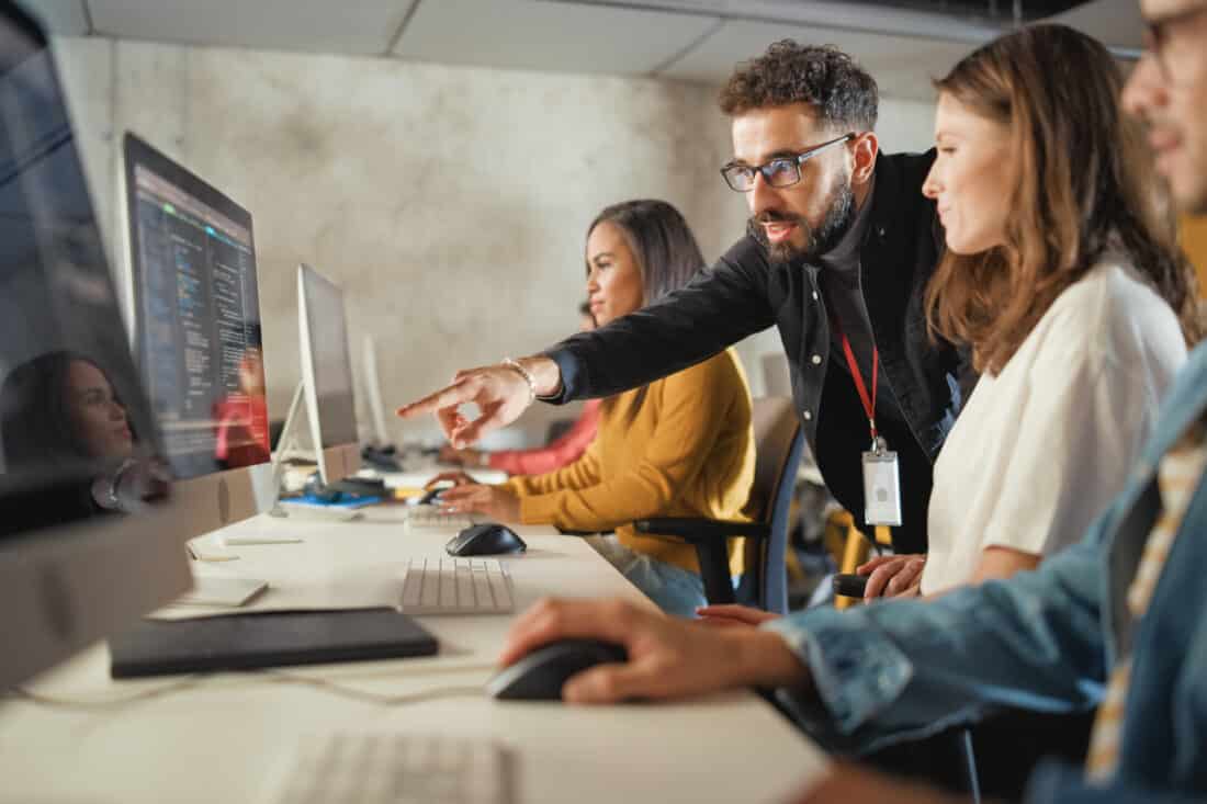 Efficiëntie in Publiceren: Alea Publishers stapt over op Baanbrekend CMS