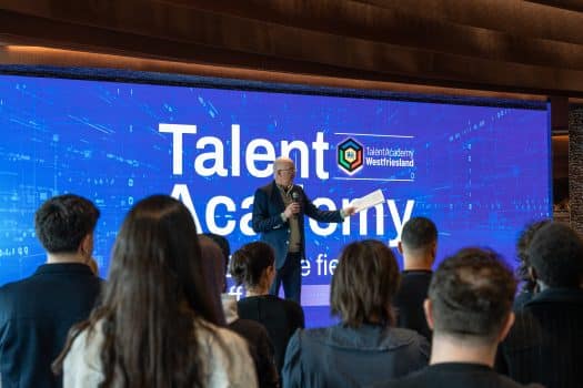 Kickoff Data Science Fieldlab: 50 internationale studenten aan de slag met regionale data-uitdagingen