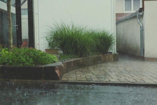 Afvoergoot in de tuin: essentieel voor waterbeheer