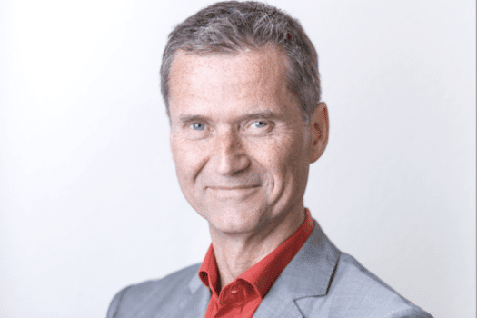 Leiderschapsexpert Frank Schaper ontrafelt tien jaar Trump en zijn weg naar dictatorschap in nieuwe trilogie 