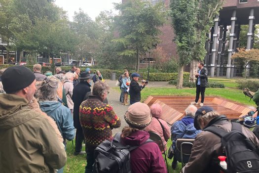 De Verzonken Tafel schittert opnieuw in het Mien Ruysplantsoen